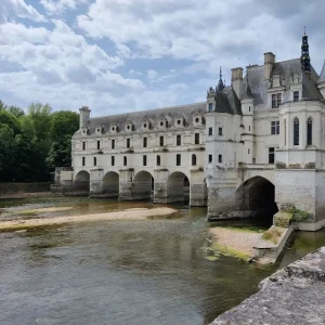 chenonceau-castle-loire-valley